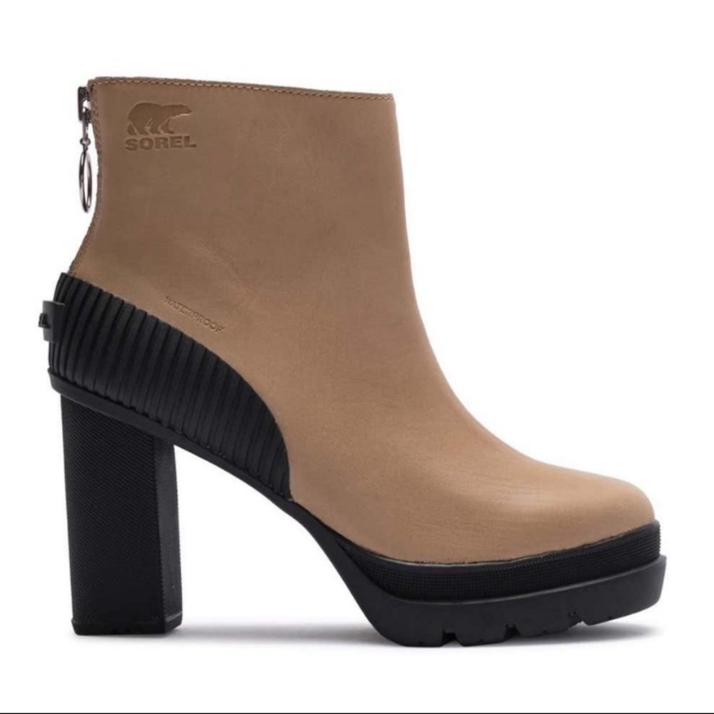 Sorel Dacie Heeled Boot size 10 Light Tan NWOT